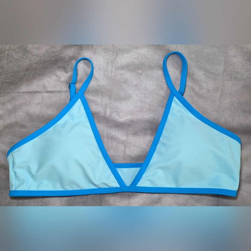 Shein Bikini Top W/Removable Cups & Adjustable Straps- Size Lg Blue